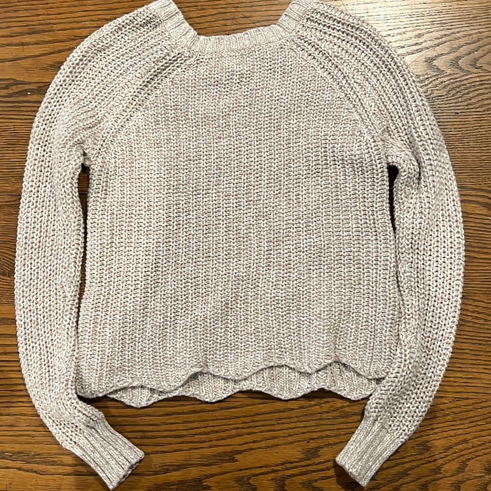 American Eagle sweater
